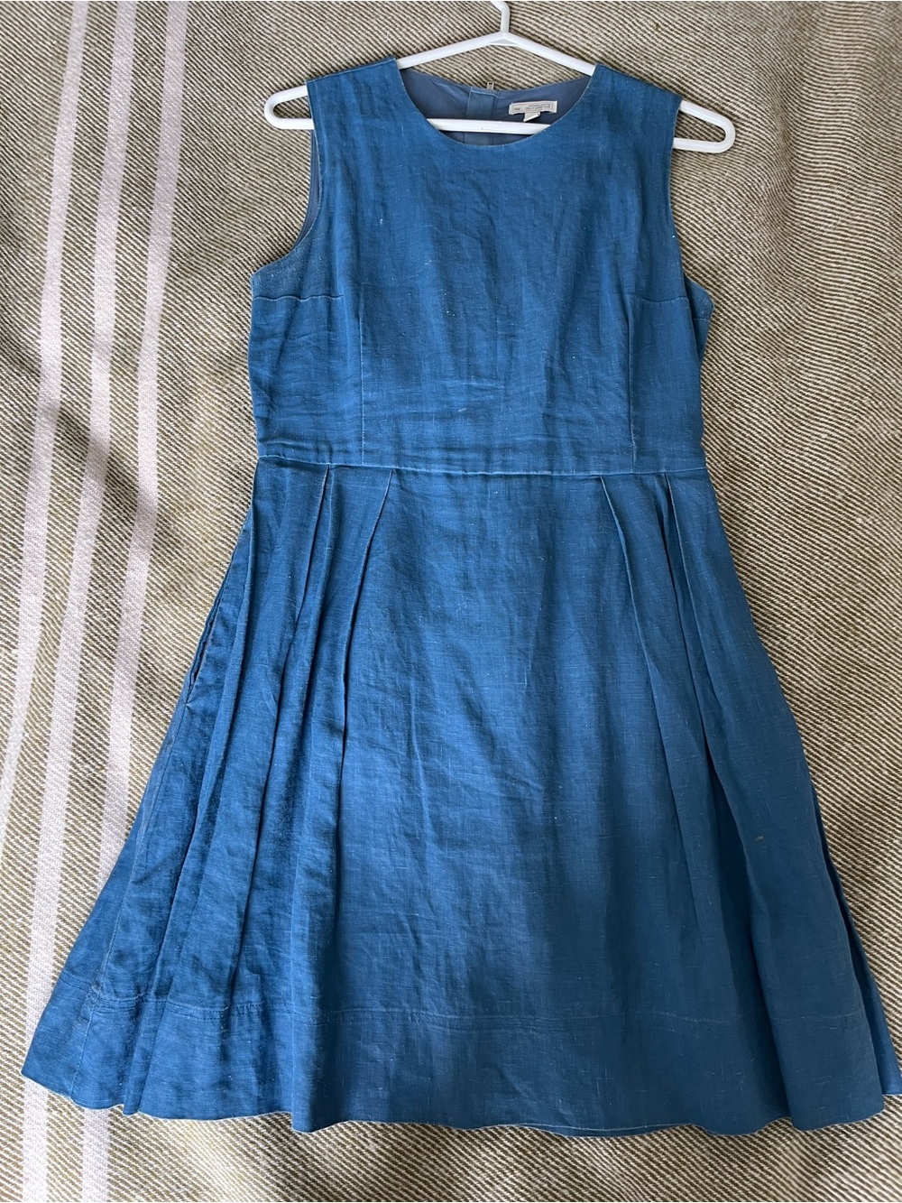 GAP fit & flare linen dress